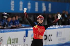 让人们对湖